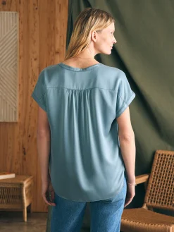 Faherty Brand Sandwashed Silk Desmond Top -^Women Shirts & Tops