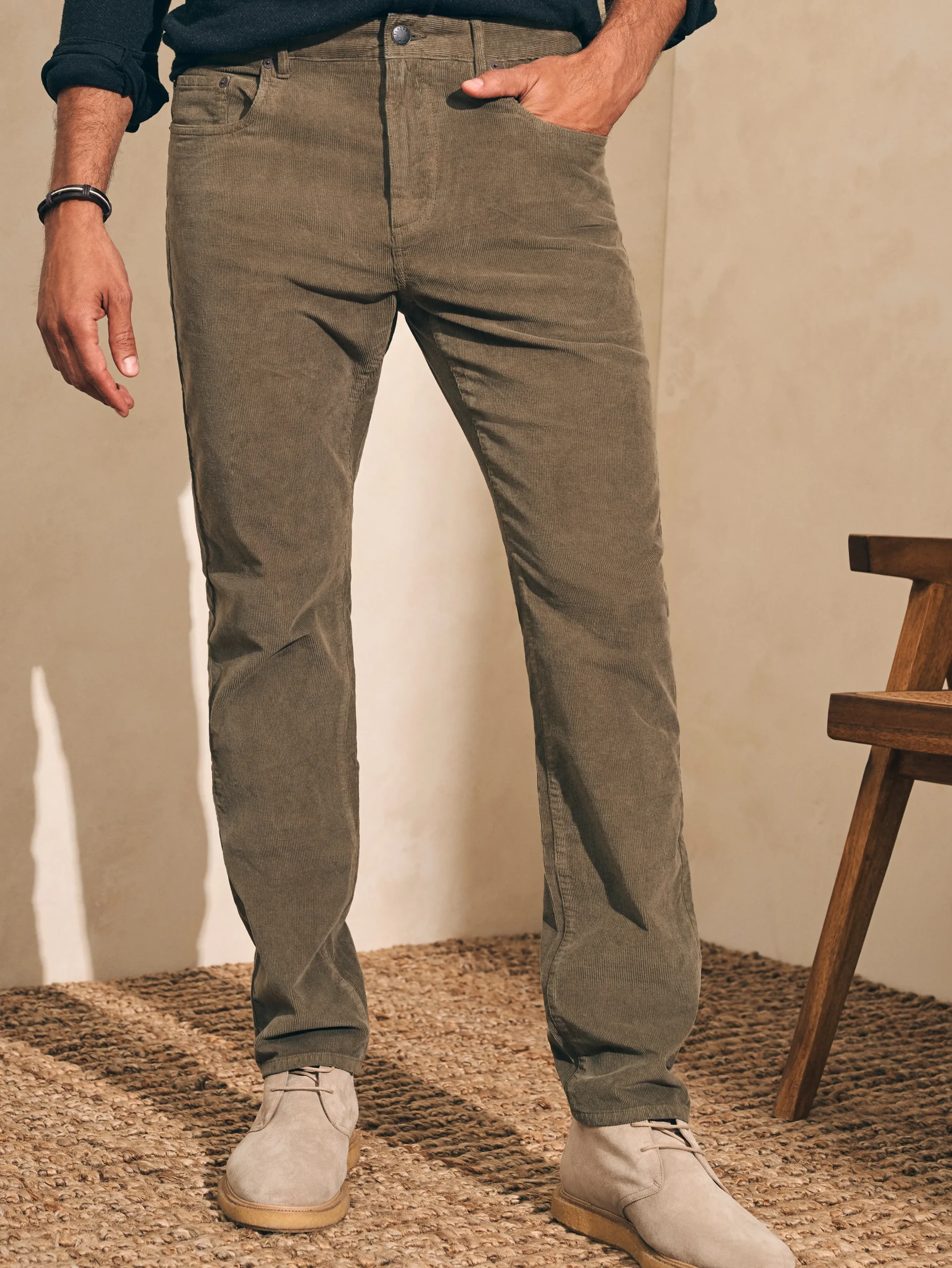 Faherty Brand Stretch Corduroy 5-Pocket Pant (32" Inseam) -^ Pants