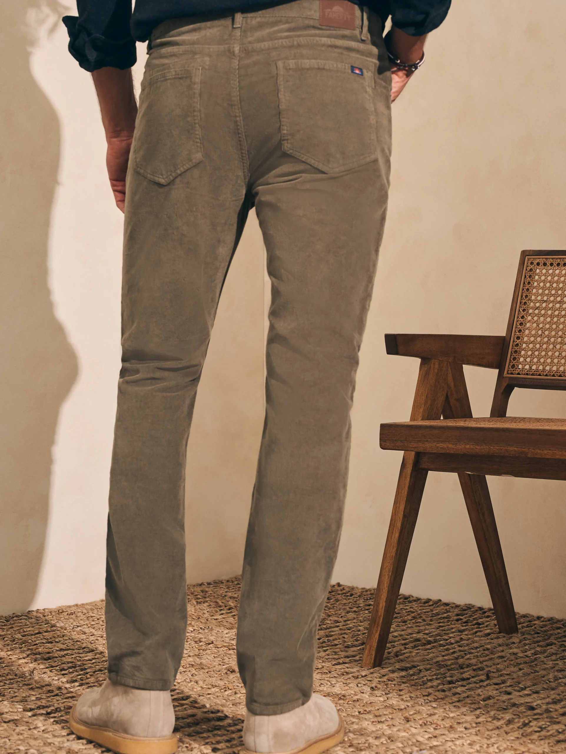 Faherty Brand Stretch Corduroy 5-Pocket Pant (32" Inseam) -^ Pants
