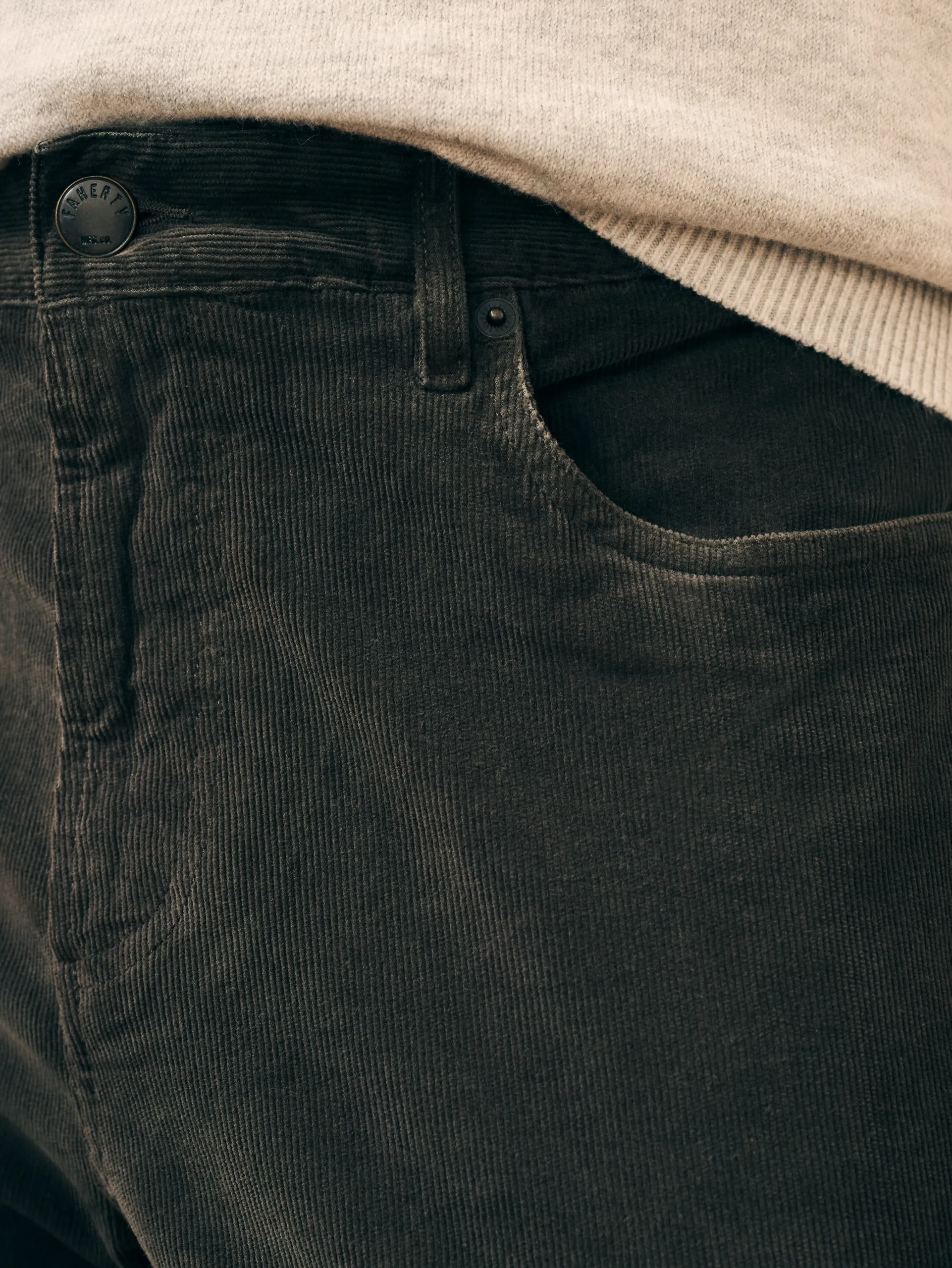 Faherty Brand Stretch Corduroy 5-Pocket Pant (32" Inseam) -^ Pants