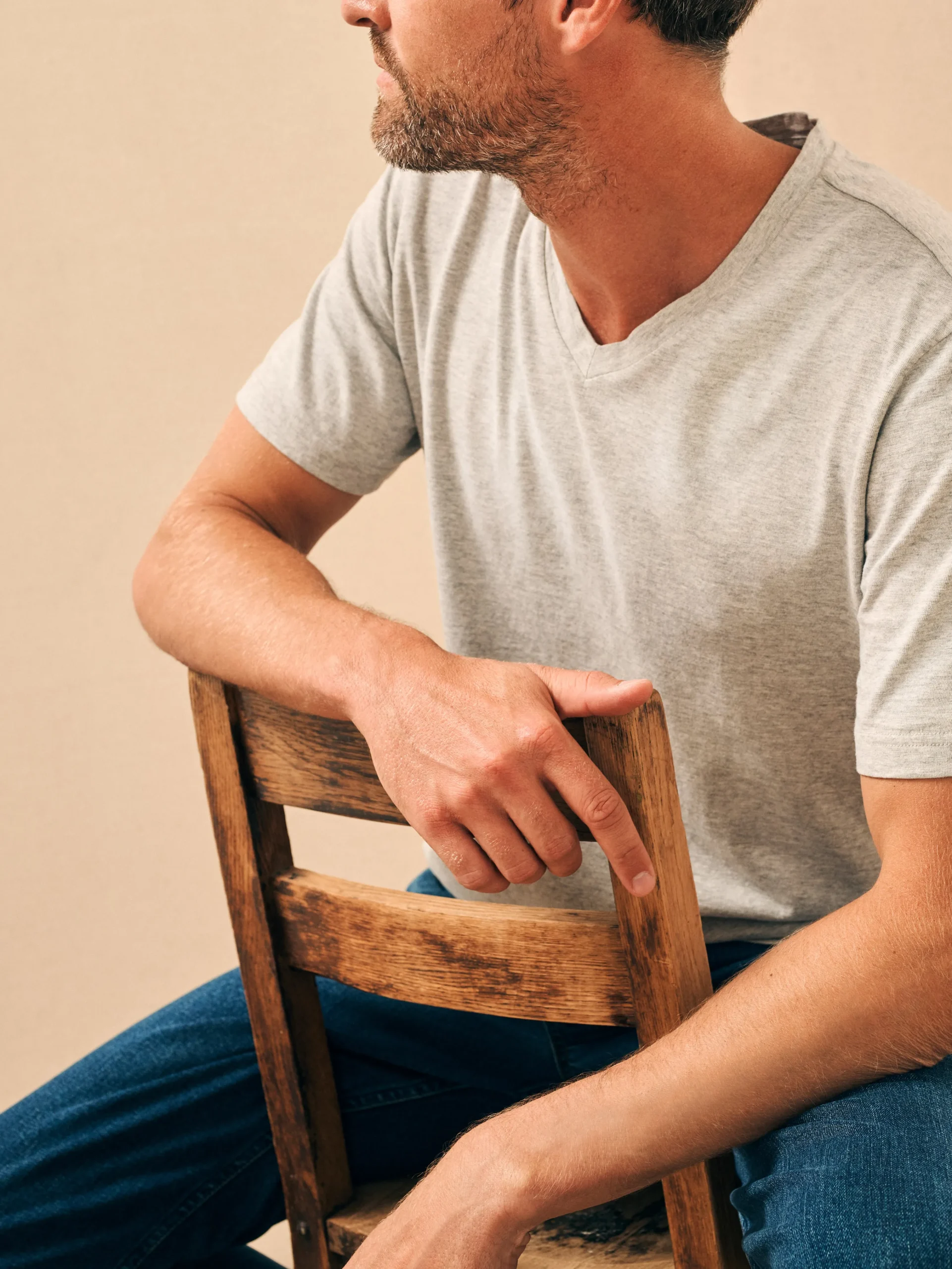 Faherty Brand Sunwashed V-Neck Tee -^ T-Shirts & Henleys